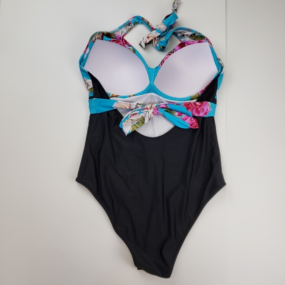 Cupshe Grace Floral Front Wrap Plunge One Piece Swimsuit size XXL - Picture 6 of 13
